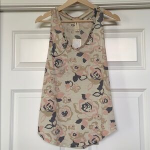 NEW ALTAR’D STATE Women Razorback Slouch Tank sz S